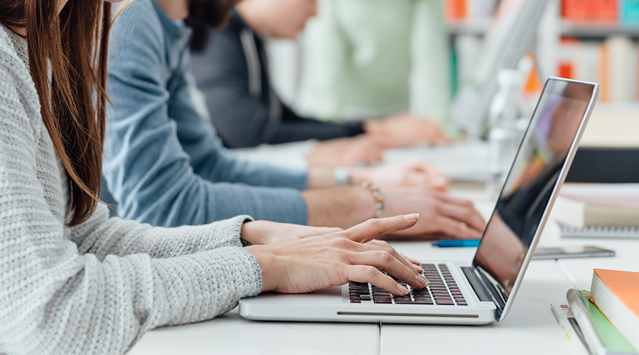 Automatización de procesos en el sector educativo