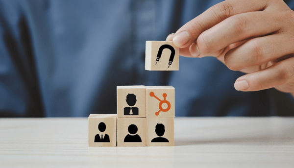 como-tener-una-estrategia-de-inbound-marketing-con-hubspot