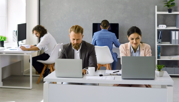 quienes-pueden-beneficiarse-del-uso-de-hubspot-service-hub